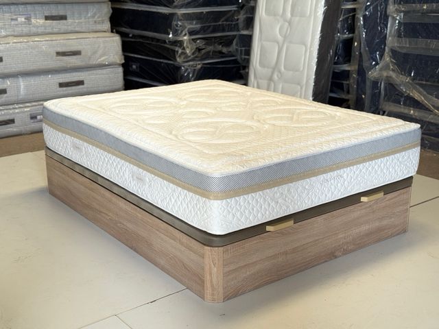 Venta de canapés y colchones nuevos! Tienda física