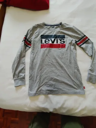 Camiseta Levi's gris talla 12