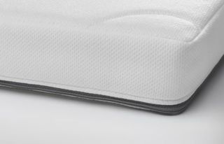 Cuna blanca para bebé Ikea