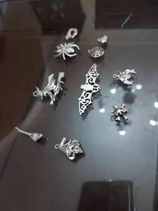 10 Ciondoli Metallici