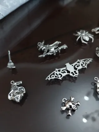 10 Ciondoli Metallici