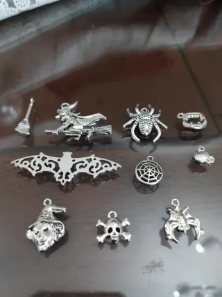 10 Ciondoli Metallici