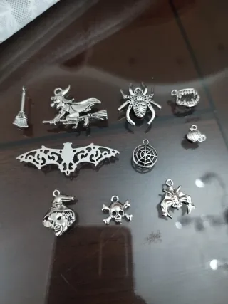 10 Ciondoli Metallici