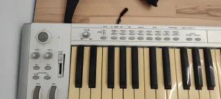 Teclado Korg K61P MIDI Studio Controller