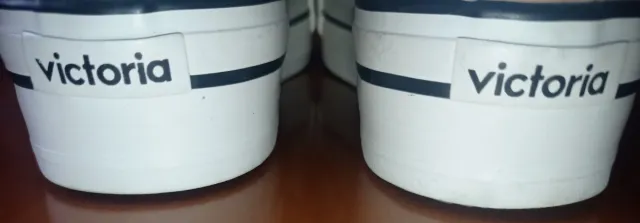 Botas Victoria efecto piel blancas