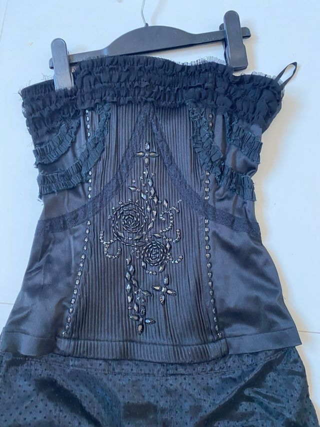 Corpiño negro y 2 faldas a juego t-S