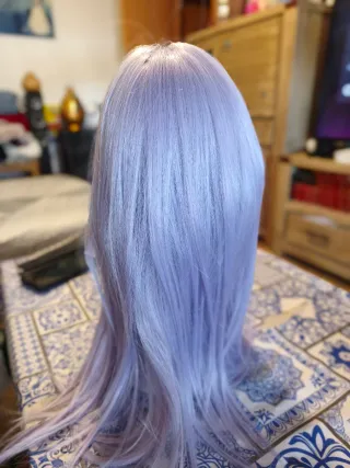 Peluca frontal de encaje sintético morado