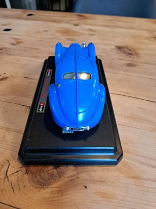 Maqueta Coche Bugatti Atlantic Azul