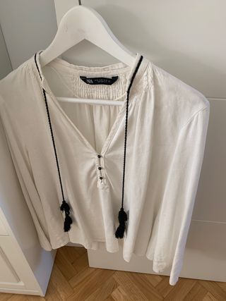 Blusa Zara Lino Talla XS talla más grande
