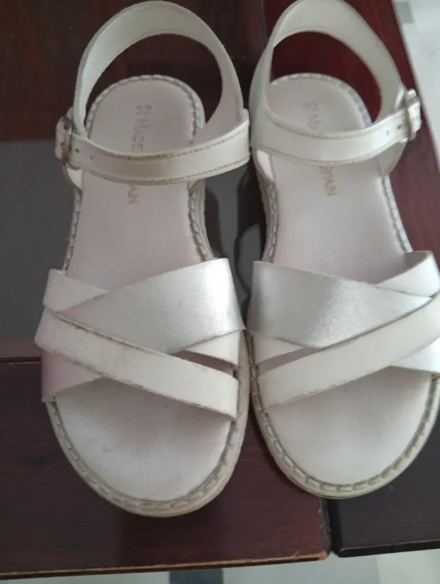 Sandalias Niña Blancas