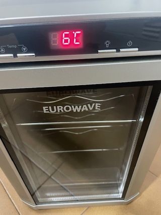 Nevera Vinoteca Eurowave 6 Botellas