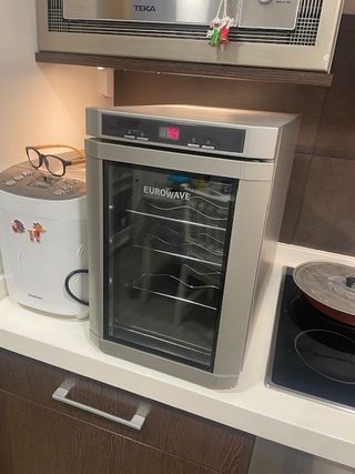 Nevera Vinoteca Eurowave 6 Botellas