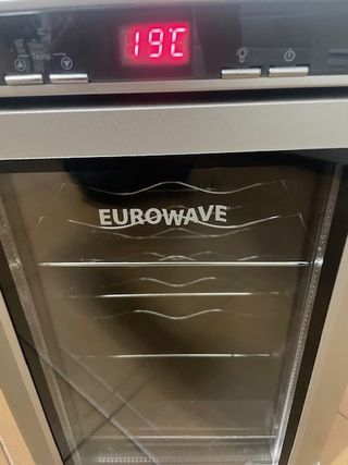 Nevera Vinoteca Eurowave 6 Botellas