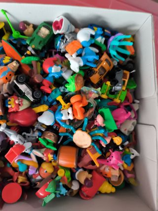 Lote 250 Figuras Kinder Sorpresa