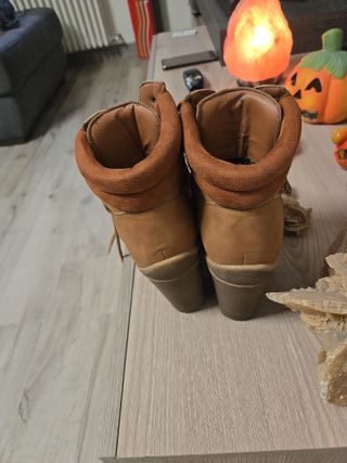 Stivaletti donna marroni con tacco