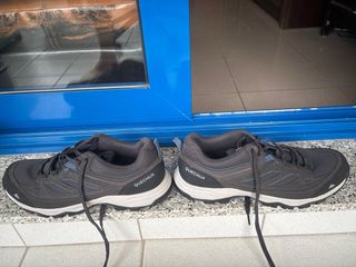 Zapatilla Montaña Quechua Talla 46