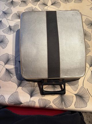 Máquina de escribir Olivetti Lettera DL