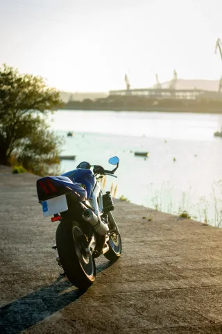 Suzuki SV650 Azul