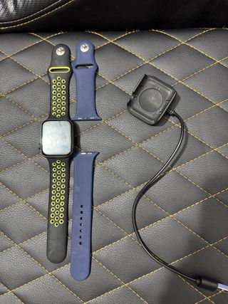 Reloj Inteligente con Cargador y Correas