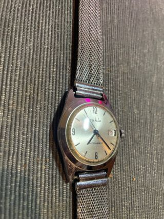 Reloj Ruhla antimagnético plata y blanco