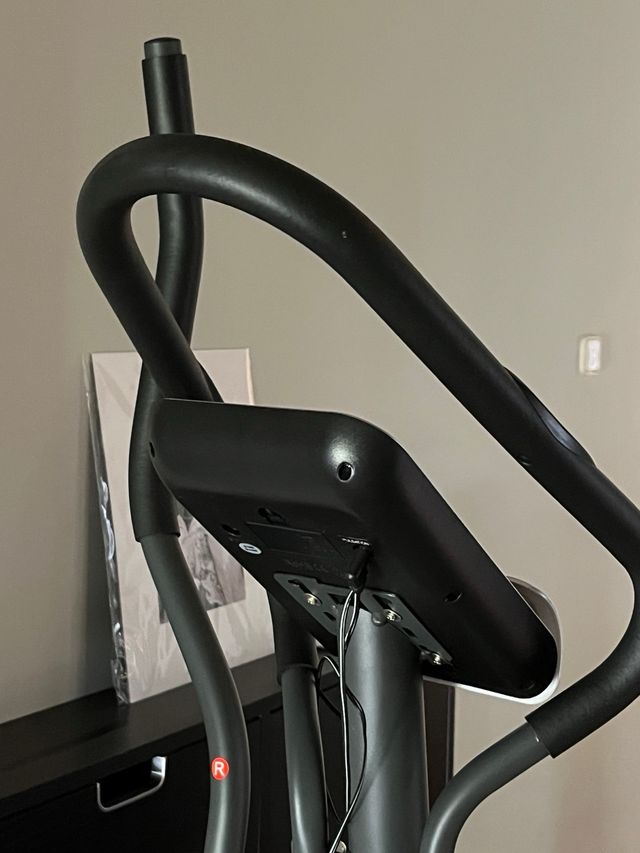 Elíptica DD casi nueva