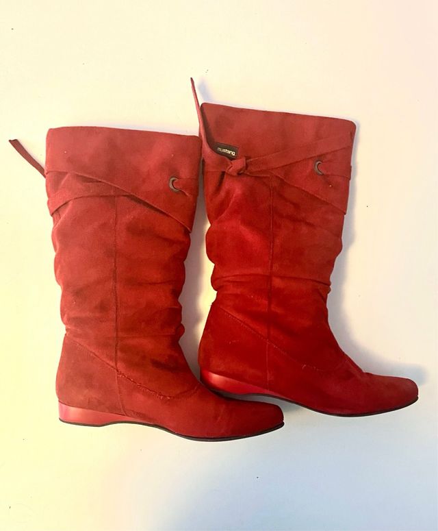 Botas Mustang rojas mujer 41 · ante sintético