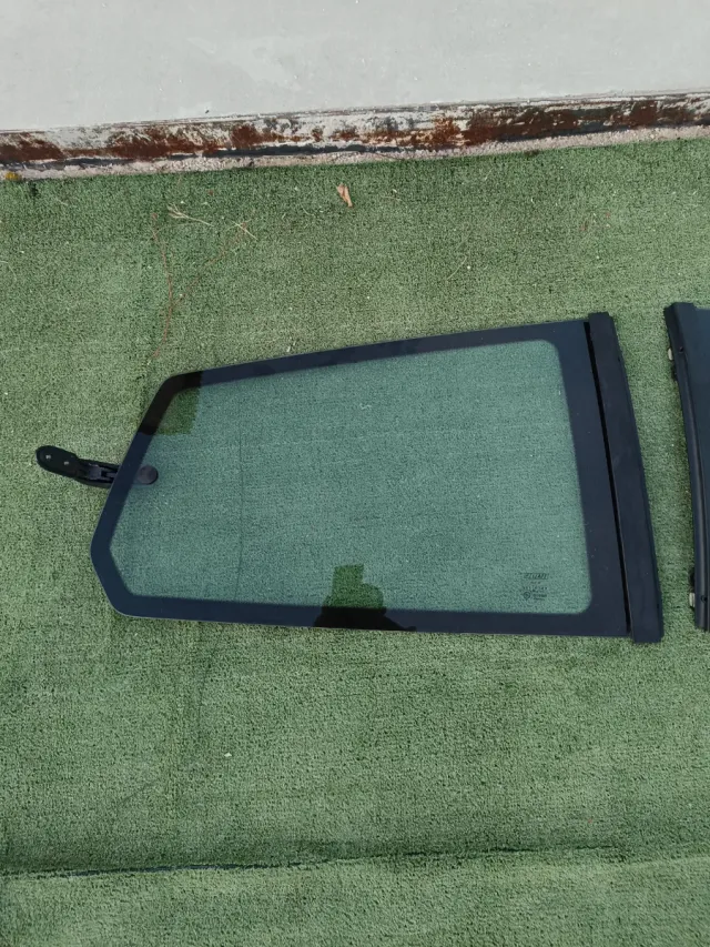 Janelas Traseiras Fiat Punto 188