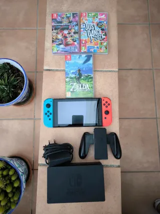Nintendo Switch Azul/Rojo + Juegos