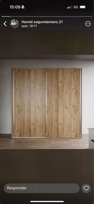 Armarios de madera con cajones