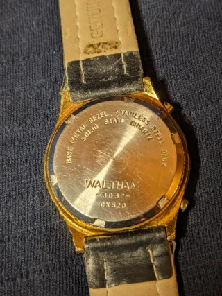 Reloj Waltham Digital Años 70 Dorado
