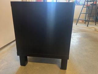 Moble TV Ikea marró fosc-negre