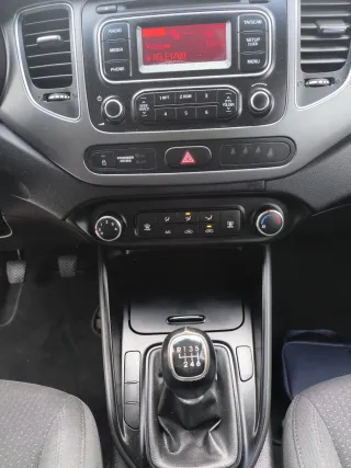 KIA Carens 2014 Pegatina C