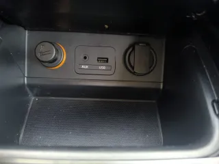 KIA Carens 2014 Pegatina C