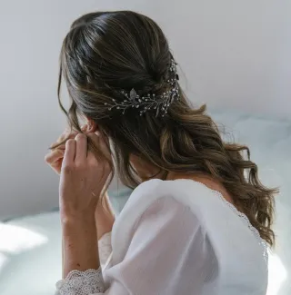 Tocado de novia artesanal en plata vieja