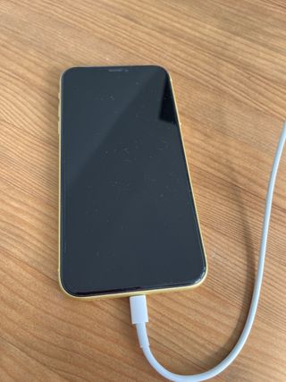iPhone 11 128 GB Giallo
