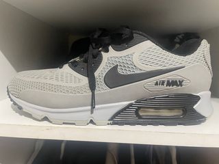 Nike Air Max 95 Gris y Negro