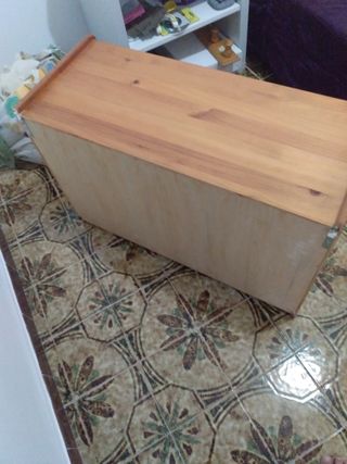 Mueble de madera para colgar