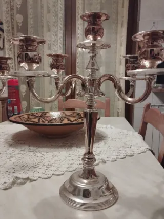 Elegante candelabro metallo/argento