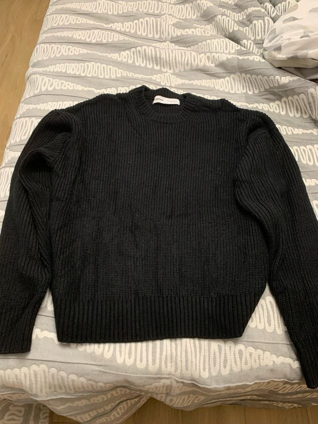 Camisola Bershka Preto Tamanho L