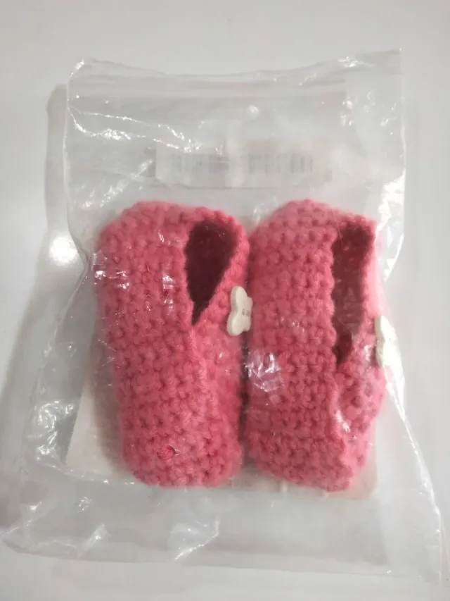 Scarpine neonata uncinetto rosa
