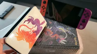 Nintendo Switch Edición Limitada Pokémon + extras