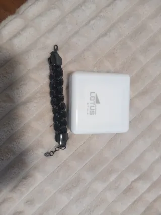 Pulsera Lotus Style Negra y Plateada