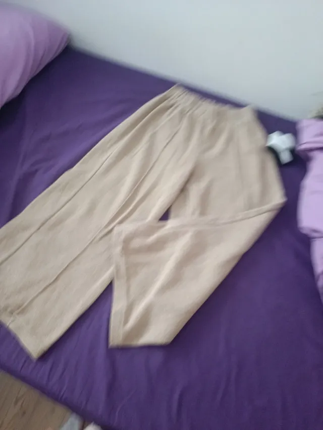 Pantalón lana beige talla 9-10