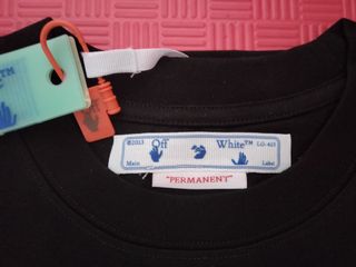 Camiseta Off-White Negra Estampada Talla S