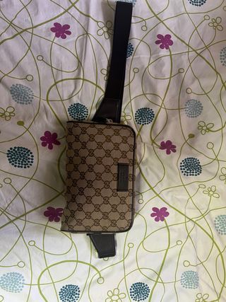 Riñonera Gucci GG Supreme