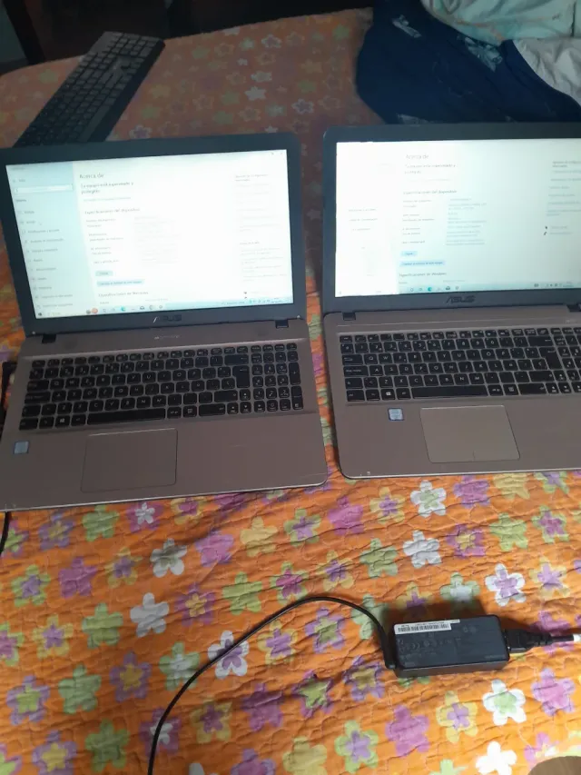 Lote 2 Portátiles ASUS