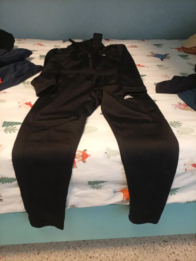 Lote de ropa deportiva