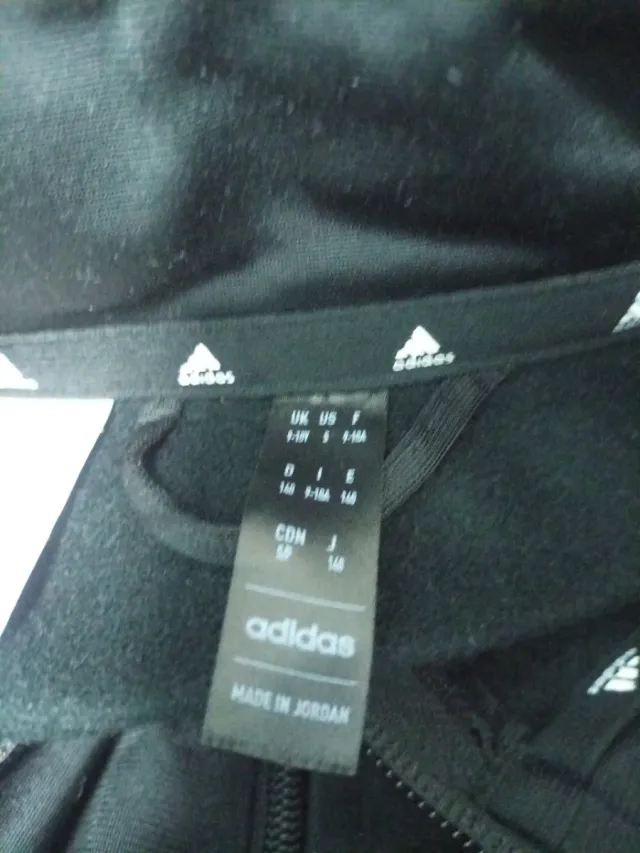 Lote de ropa deportiva