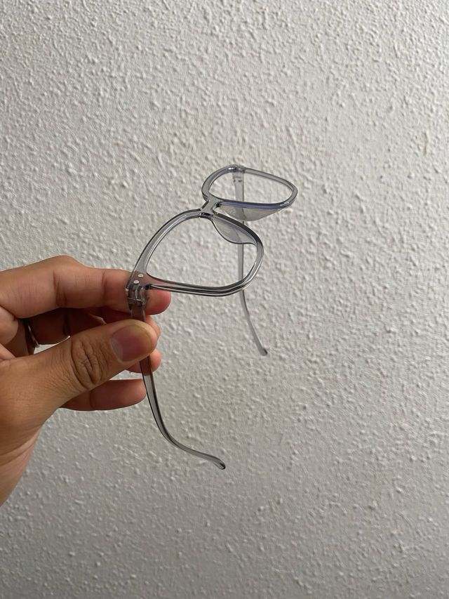 Gafas de mujer - Montura gris y negra