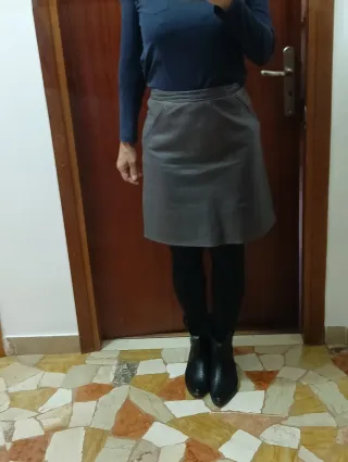 Gonna in pelle vintage grigia